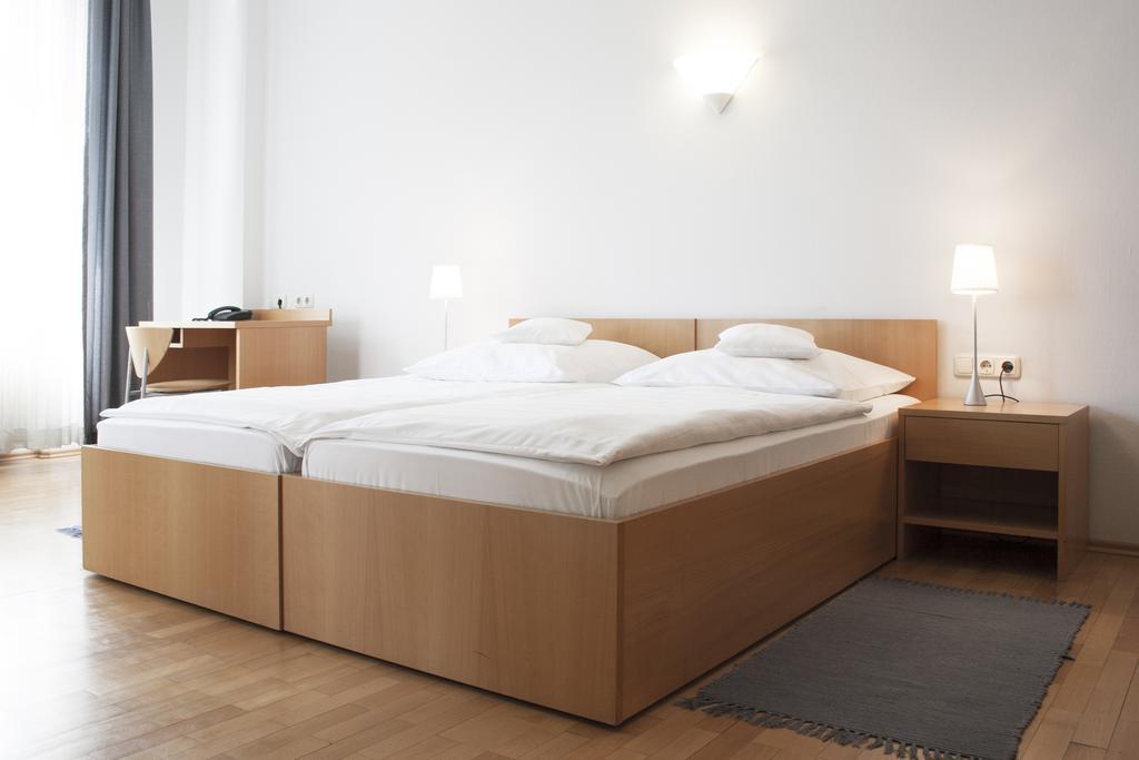 Hotel Zum Scheppen Eck Wiesbaden Luaran gambar